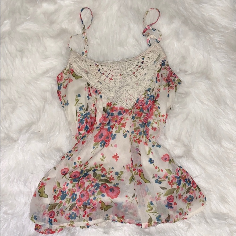 Floral & crochet top